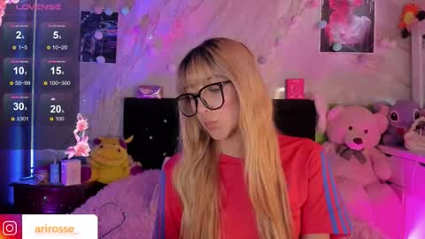 Ariana  online show from November 2025 02:05:02 PM