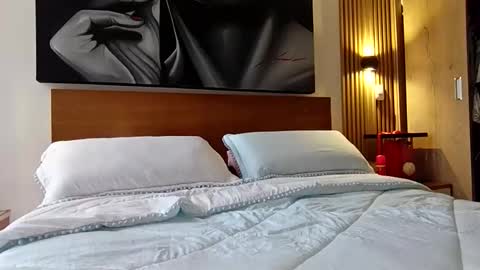 cristina online show from February 2026 01:00:02 PM