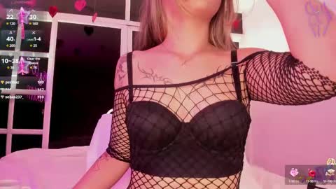 Ari online show from February 2025 05:38:01 AM