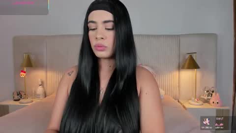 Susan online show from November 2025 09:16:01 PM