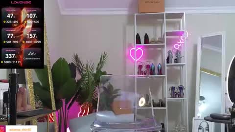 Ariana online show from December 2025 09:04:01 AM