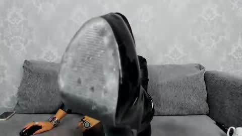 Arianaawild online show from October 2025 06:19:01 PM