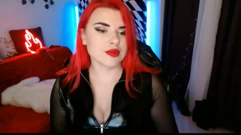 Snapshot of arianasaint chatting on April 2026 08:33:01 PM Mistress Ariana online show from April 2026 08:33:01 PM