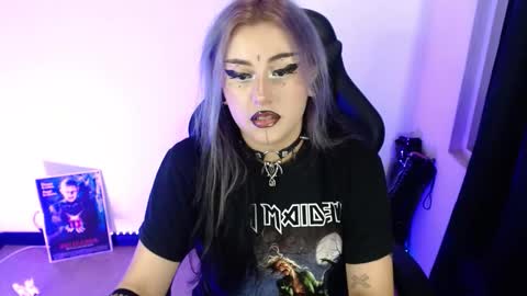 Snapshot of arianauwu666 chatting on March 2026 10:28:01 PM help me 100 hands up my OF is Free online show from March 2026 10:28:01 PM