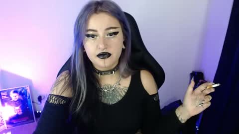 Snapshot of arianauwu666 chatting on April 2026 10:01:01 PM help me 100 hands up my OF is Free online show from April 2026 10:01:01 PM