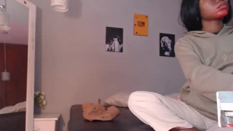 Snapshot of arianna_rossi11 chatting on March 2026 12:06:02 PM arianna rossi online show from March 2026 12:06:02 PM