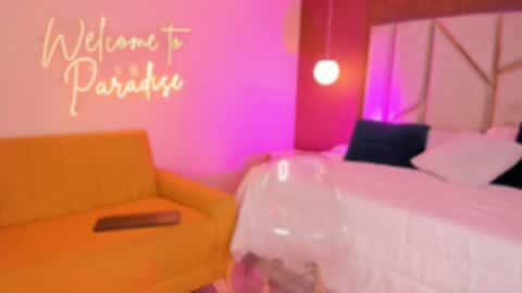 Arianna online show from March 2025 11:00:02 PM