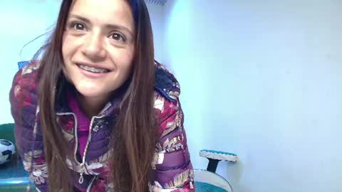 Snapshot of arianna_sweeet chatting on June 2026 03:34:02 AM arianna_sweeet online show from June 2026 03:34:02 AM