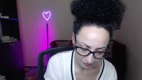 Arianna online show from January 2025 07:00:01 PM