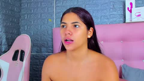 Arianna online show from February 2025 07:10:01 PM