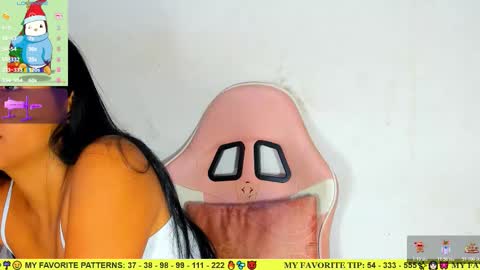 Arianna online show from December 2025 07:40:02 PM