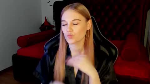 Snapshot of ariawell chatting on November 2025 05:23:01 PM Aria online show from November 2025 05:23:01 PM