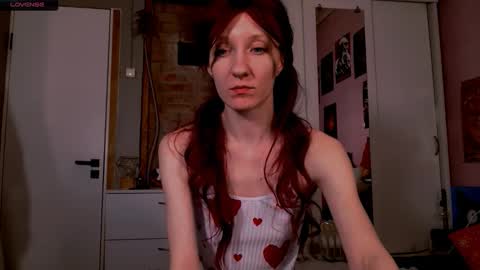 Snapshot of aribluush chatting on March 2026 09:42:01 PM aribluush online show from March 2026 09:42:01 PM