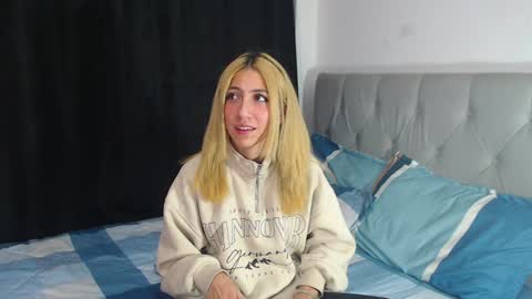 Ari Bunnie  online show from January 2025 08:07:02 AM