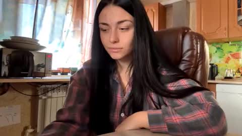 Nicol online show from October 2025 11:41:02 PM
