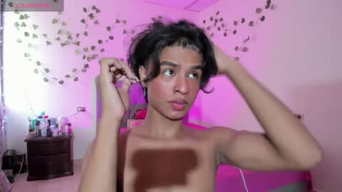 ariel_adan online show from September 2025 04:56:01 PM