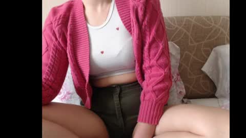 Snapshot of ariel_la chatting on April 2026 09:03:01 AM Ariella online show from April 2026 09:03:01 AM