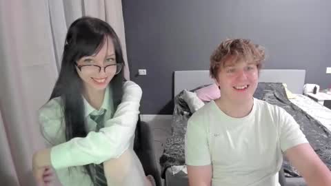 Snapshot of ariel_rouse chatting on March 2026 09:42:02 PM Ariel online show from March 2026 09:42:02 PM