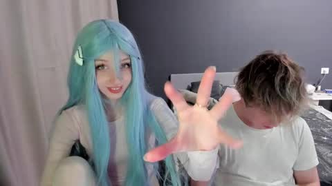 Snapshot of ariel_rouse chatting on April 2026 07:44:01 PM Ariel online show from April 2026 07:44:01 PM