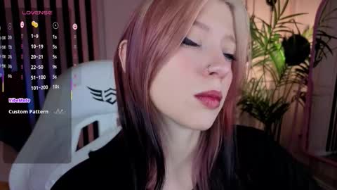 Ariel online show from October 2025 03:43:01 PM