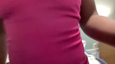 Snapshot of arielbliss69 chatting on March 2026 12:17:02 PM arielbliss69 online show from March 2026 12:17:02 PM