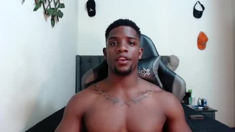 Snapshot of arielbronwxxx chatting on February 2025 02:26:02 AM chris online show from February 2025 02:26:02 AM
