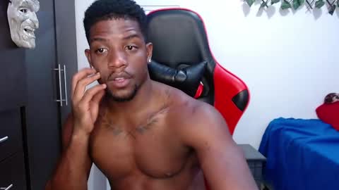 Snapshot of arielbronwxxx chatting on March 2025 05:28:02 PM chris online show from March 2025 05:28:02 PM