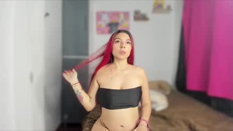 Snapshot of ariell_rose1 chatting on February 2025 06:30:01 AM Stephany  online show from February 2025 06:30:01 AM