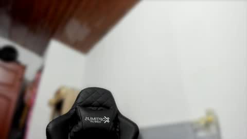 Stephany  online show from April 2026 02:47:02 AM