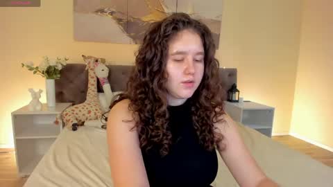 Snapshot of ariella_sol chatting on May 2026 01:14:02 AM Ariella GTM3 Tue Wed Thu Fri Sat 0400 am-1030pm online show from May 2026 01:14:02 AM