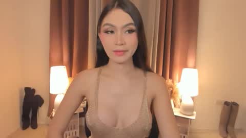 Snapshot of ariellaarida69 chatting on March 2026 01:38:01 PM MIRA GREYSON online show from March 2026 01:38:01 PM