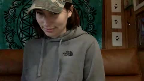 ariel  colin when hes here online show from March 2025 02:01:02 PM