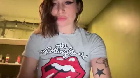 Snapshot of arielwyld chatting on January 2026 04:49:02 AM ariel colin when hes here online show from January 2026 04:49:02 AM