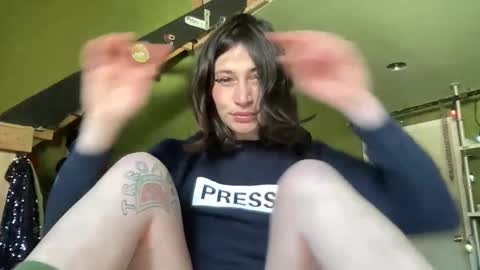 Snapshot of arielwyld chatting on February 2026 07:07:01 PM ariel colin when hes here online show from February 2026 07:07:01 PM