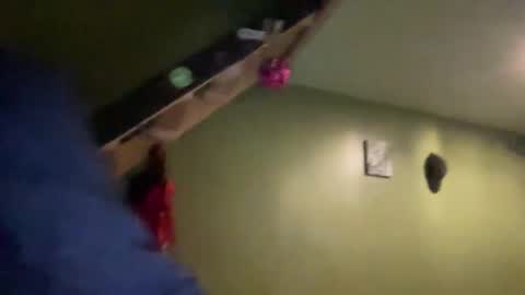 Snapshot of arielwyld chatting on February 2026 05:34:02 AM ariel colin when hes here online show from February 2026 05:34:02 AM