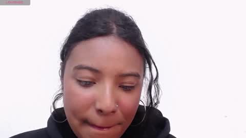 Snapshot of arietta_ chatting on October 2025 01:46:02 PM ARIETTA online show from October 2025 01:46:02 PM