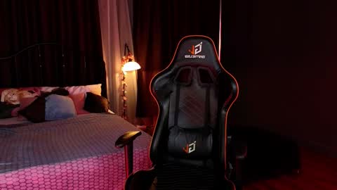 Snapshot of ariettaheart chatting on March 2026 04:24:01 PM Adele online show from March 2026 04:24:01 PM