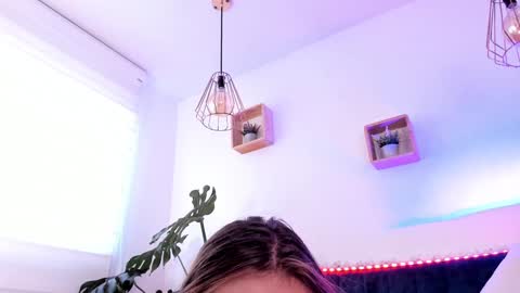 Snapshot of arii_1010_ chatting on February 2025 08:53:01 PM Ari online show from February 2025 08:53:01 PM