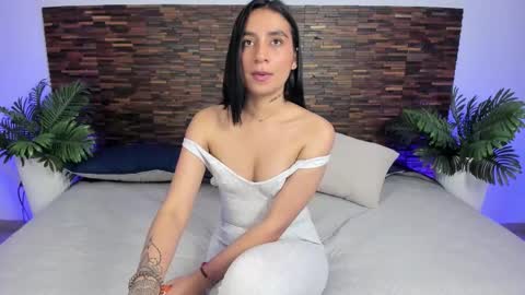 Snapshot of ariiaa_1 chatting on October 2025 10:16:02 AM ARIANNA online show from October 2025 10:16:02 AM