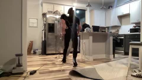 Snapshot of ariicutekitty chatting on March 2025 02:36:02 AM airskiii online show from March 2025 02:36:02 AM