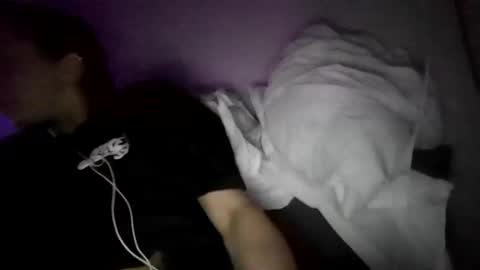 Snapshot of ariicutekitty chatting on September 2025 07:32:01 AM airskiii online show from September 2025 07:32:01 AM