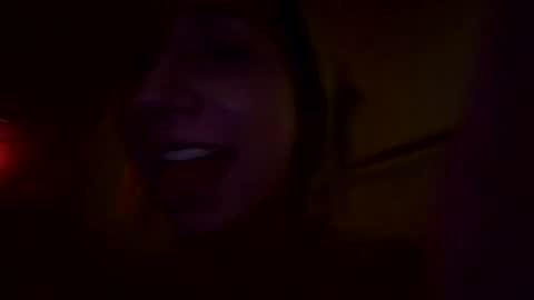 Snapshot of ariicutekitty chatting on January 2026 12:27:02 AM airskiii online show from January 2026 12:27:02 AM