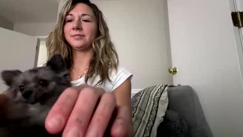 Snapshot of ariicutekitty chatting on January 2026 08:14:01 PM airskiii online show from January 2026 08:14:01 PM