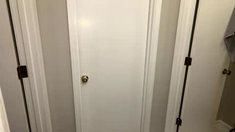 Snapshot of ariicutekitty chatting on February 2026 03:27:02 PM airskiii online show from February 2026 03:27:02 PM