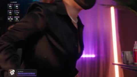 Arina online show from October 2025 12:41:02 PM