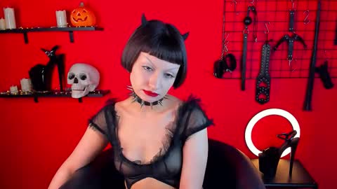 Snapshot of arina_ardeeen chatting on November 2025 05:35:02 PM Matilda online show from November 2025 05:35:02 PM