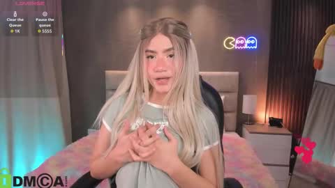 Snapshot of arinextdoor chatting on March 2026 09:47:02 PM Ari online show from March 2026 09:47:02 PM