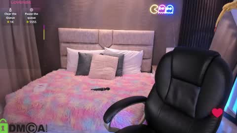 Snapshot of arinextdoor chatting on April 2026 06:36:02 PM Ari online show from April 2026 06:36:02 PM