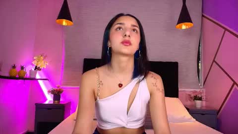 Aris Suarez online show from March 2026 01:47:01 PM