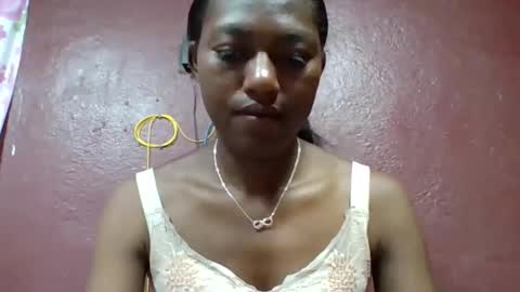 Snapshot of arisouh chatting on April 2026 03:12:01 AM arisouh online show from April 2026 03:12:01 AM
